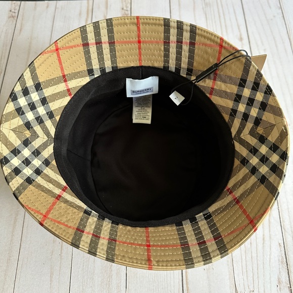 Brand new authentic burberry Vintage Check Technical Cotton Bucket Hat - Picture 3 of 7